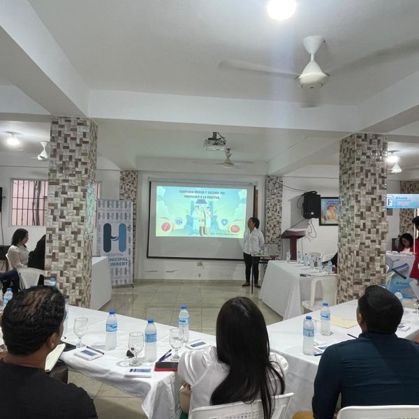 Hospital Municipal de Imbert realiza conferencia sobre Auditor&iacute;a M&eacute;dica y Calidad de los Servicios de Salud