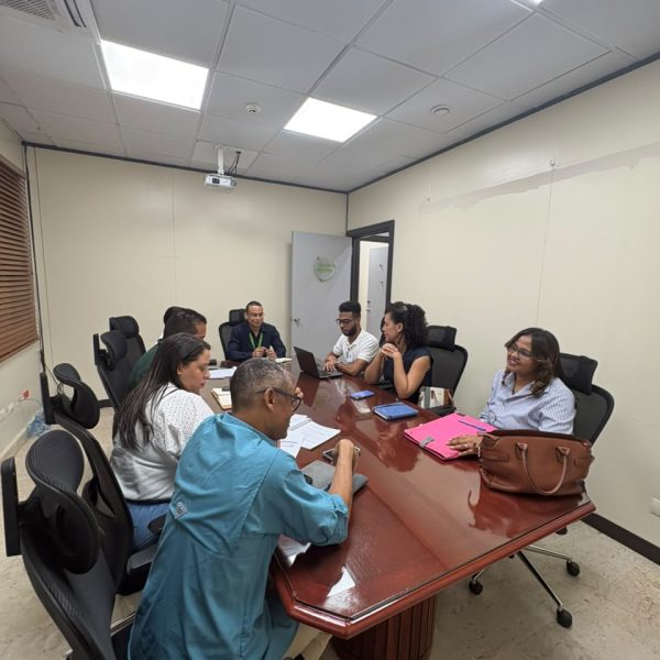 Hospital Municipal de Imbert fortalece la calidad de atenci&oacute;n a usuarios de SeNaSa
