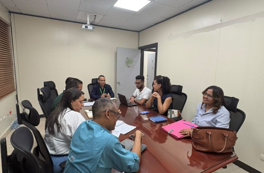 Hospital Municipal de Imbert fortalece la calidad de atenci&oacute;n a usuarios de SeNaSa